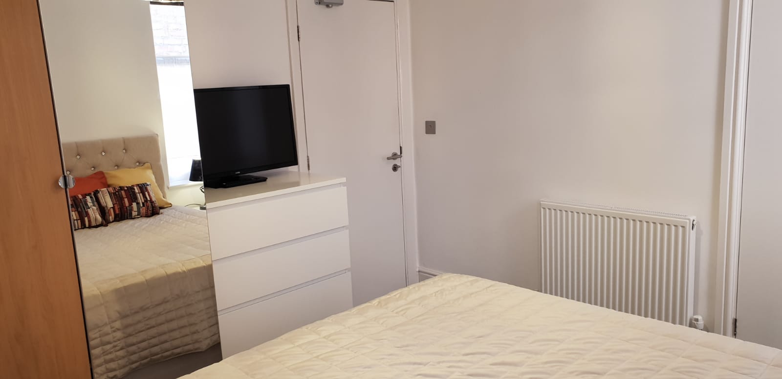 Room Walsgrave Road in Coventry