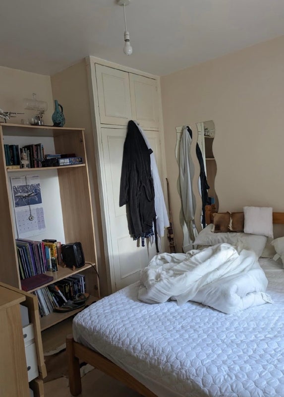 Room Bessborough Road in Greater London