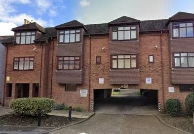 Flat Wexham Road in Slough