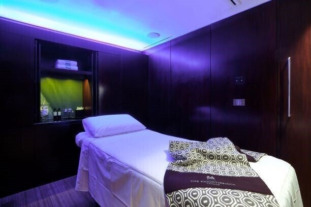 Flat Knightsbridge in City of Westminster