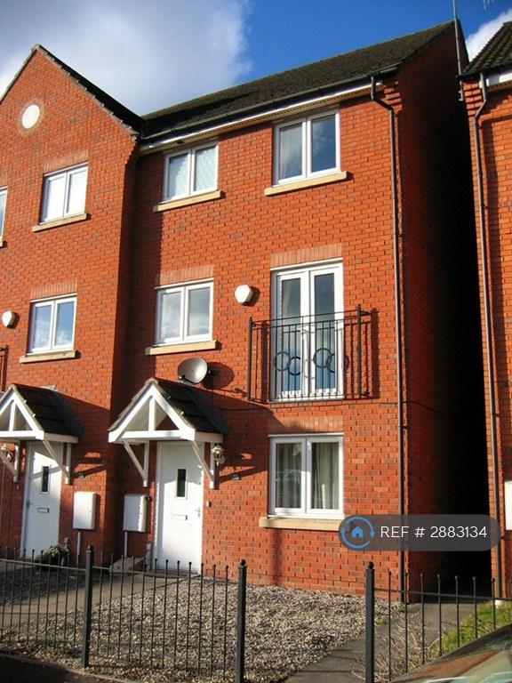 House Michael Tippett Drive in Worcester