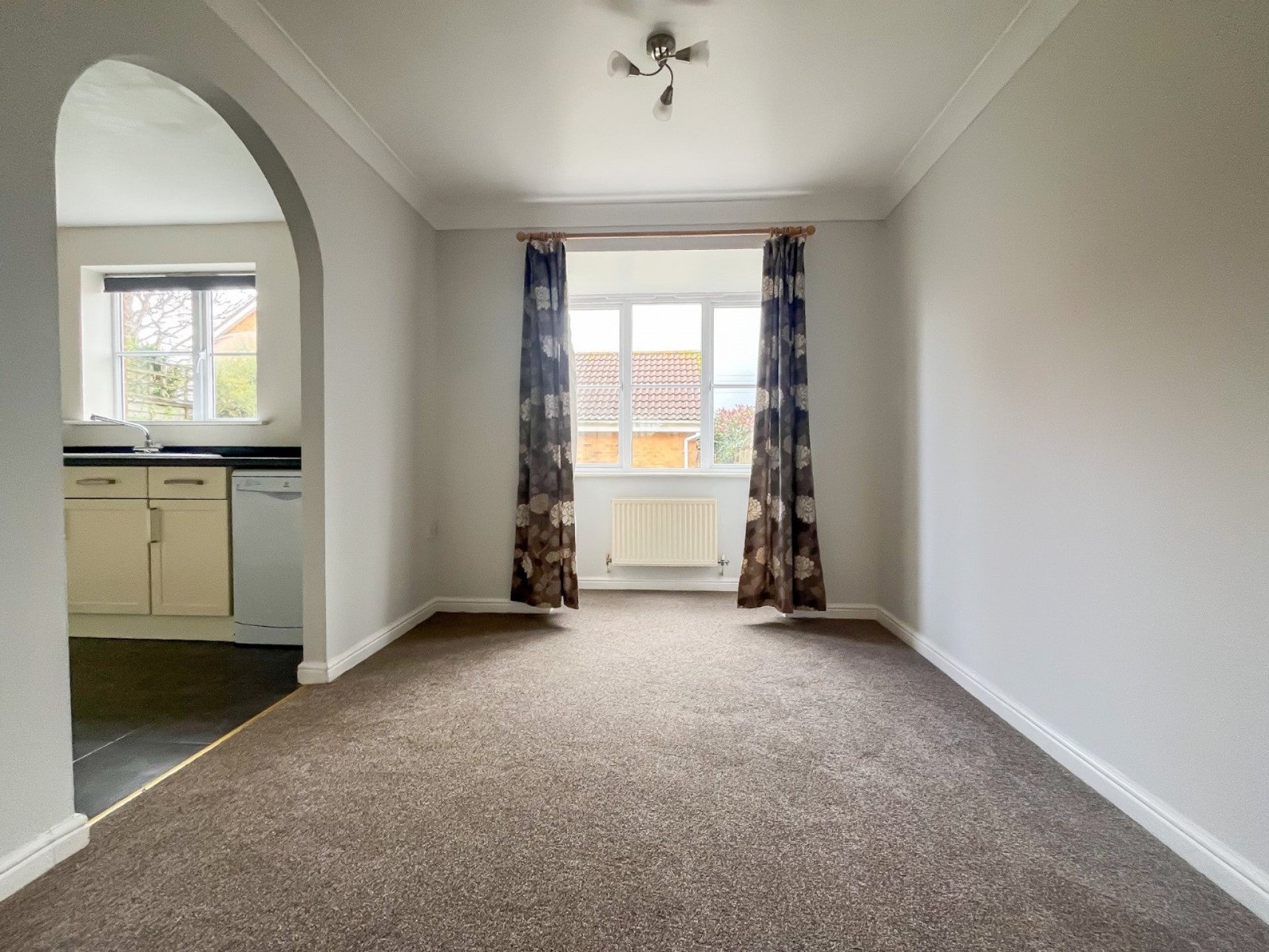 House Broom Farm Close in Nailsea