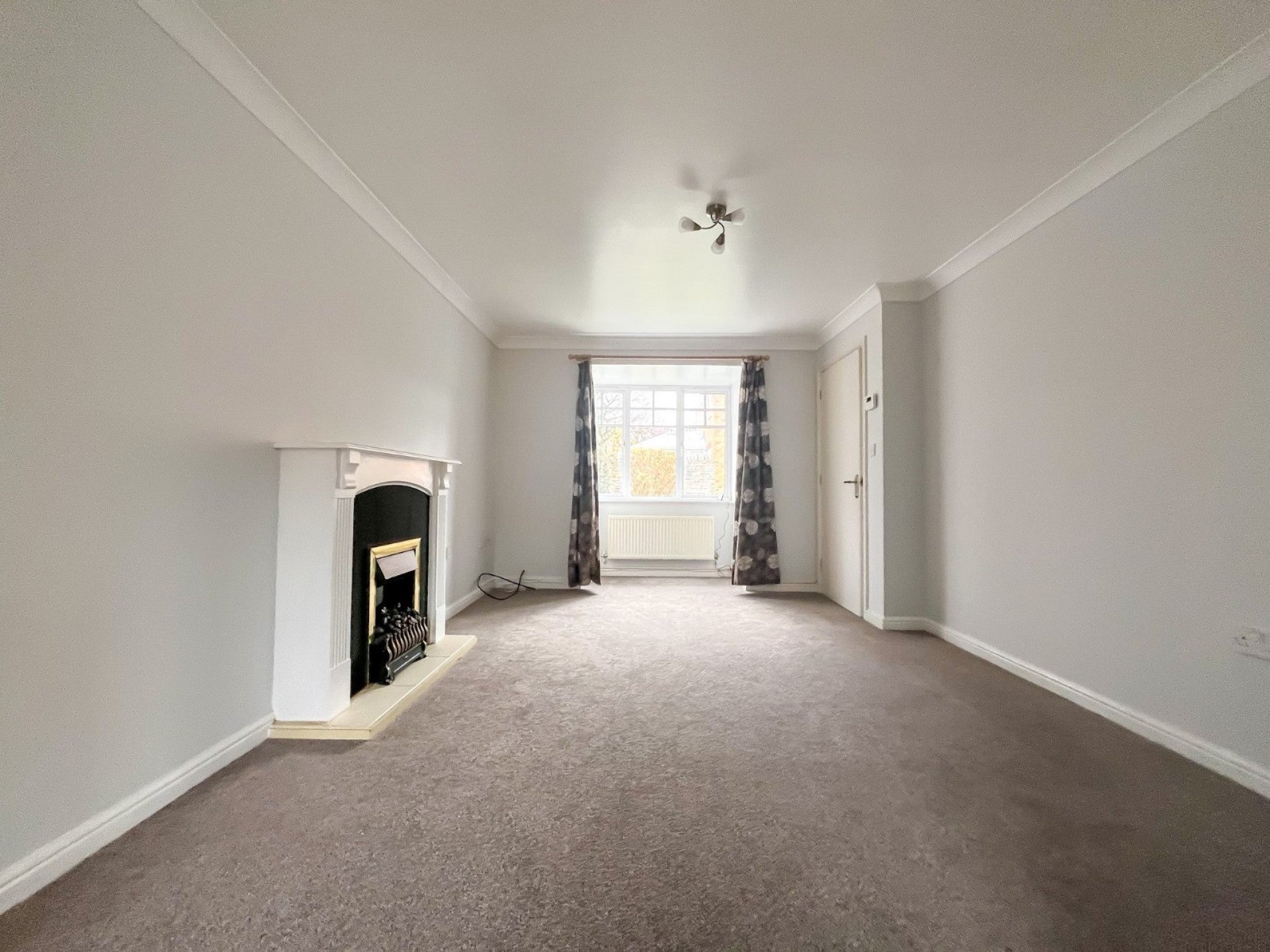 House Broom Farm Close in Nailsea