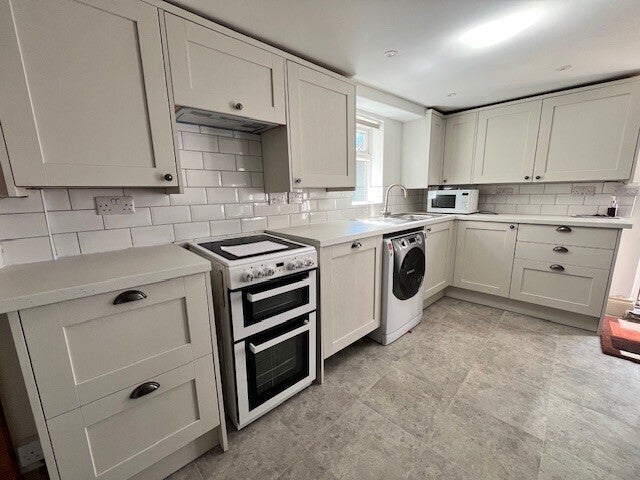 Flat B3247 in Hessenford