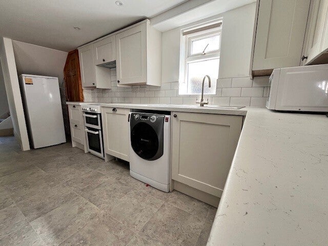 Flat B3247 in Hessenford