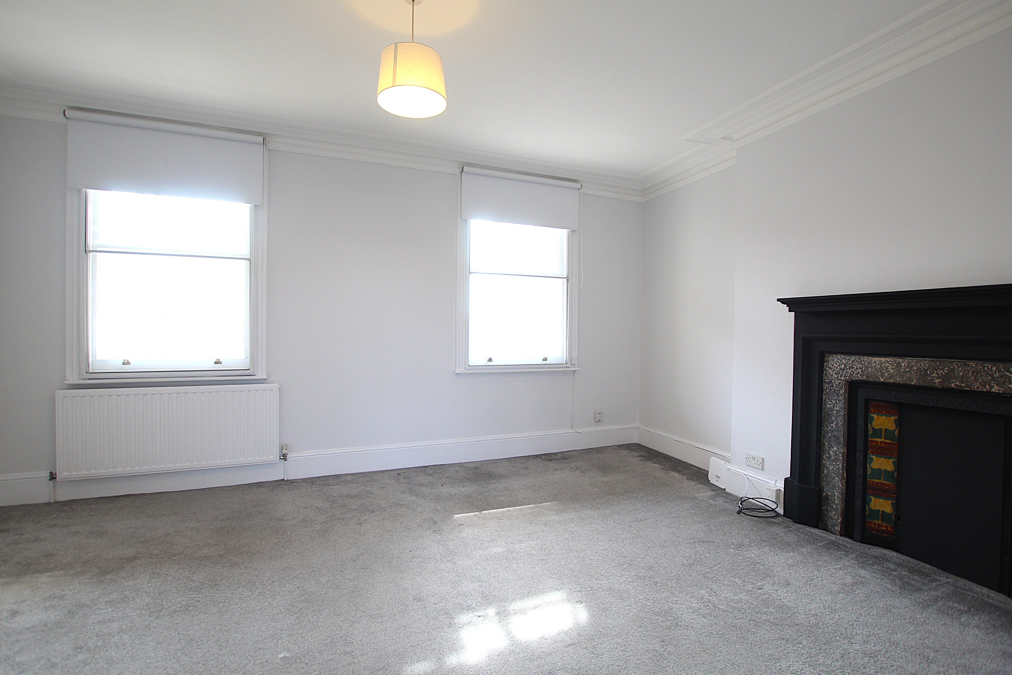 Flat Gloucester Avenue in Greater London