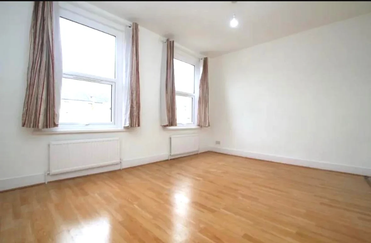 Flat Selsdon Road in Greater London