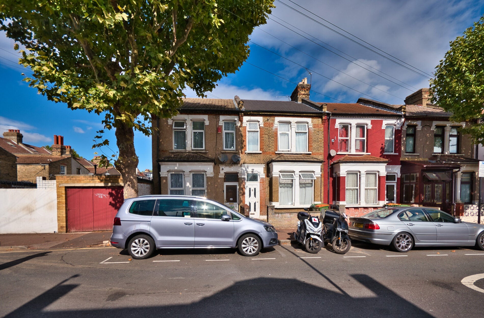 Flat Shelley Avenue in Greater London