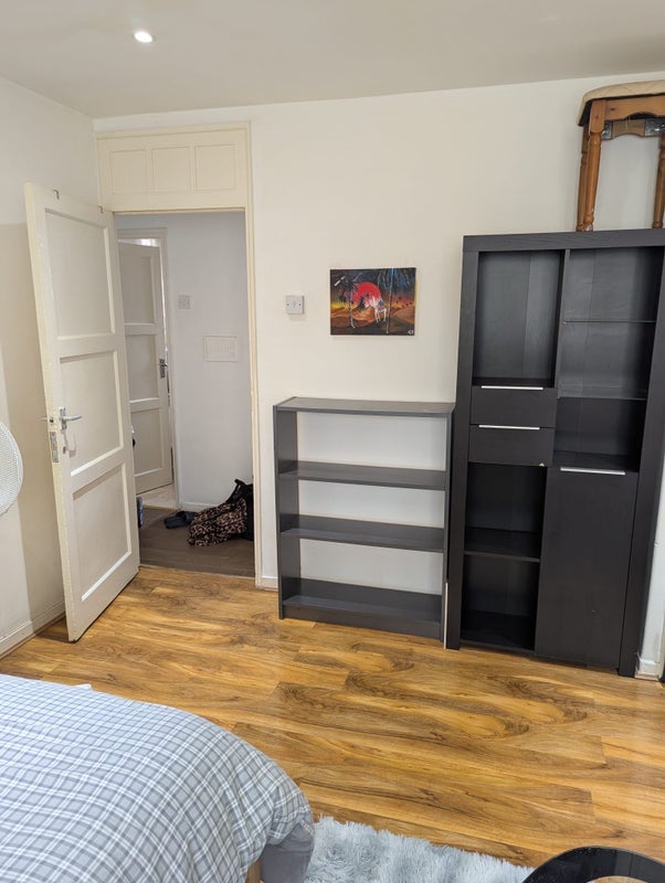 Room Shandy Street in Greater London