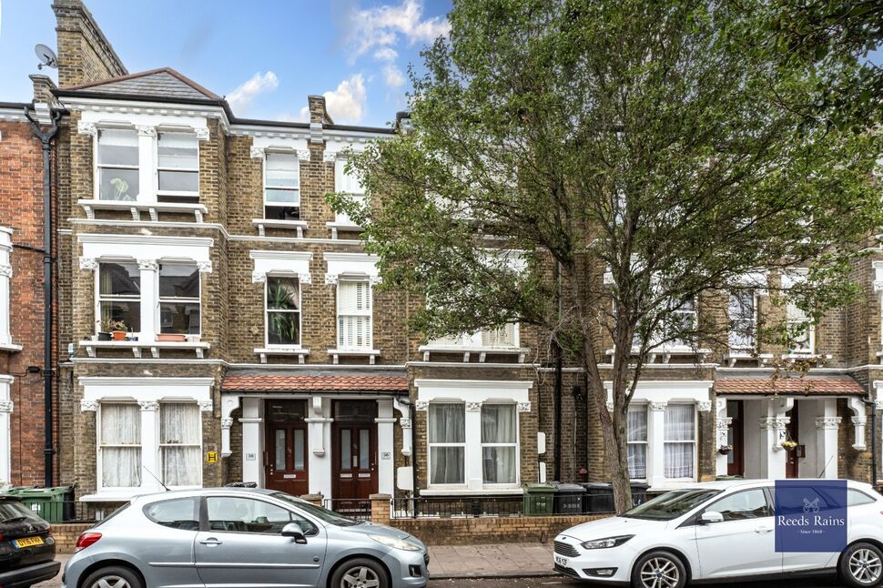 Flat Brook Drive in Greater London