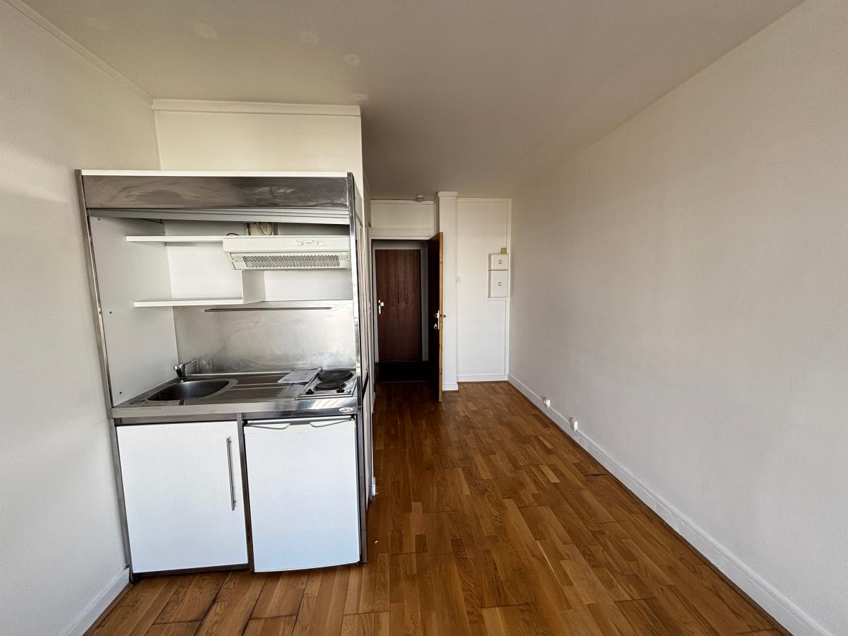 Flat Rue du Président Wilson in Levallois-Perret