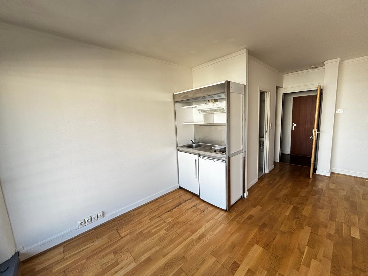 Flat Rue du Président Wilson in Levallois-Perret