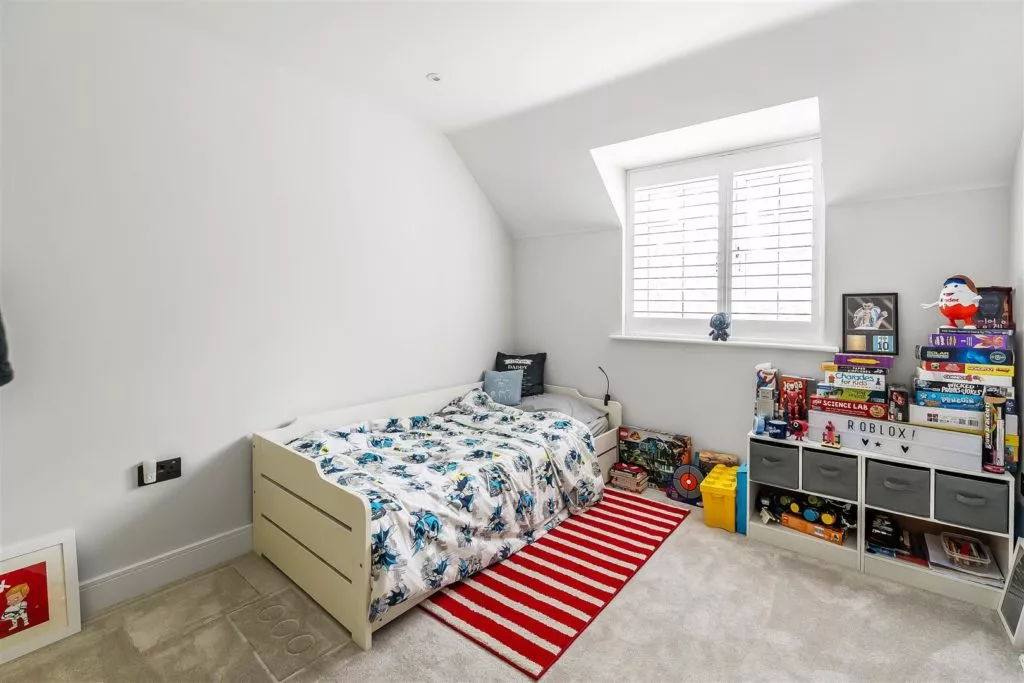 House Stovell Place in Guildford