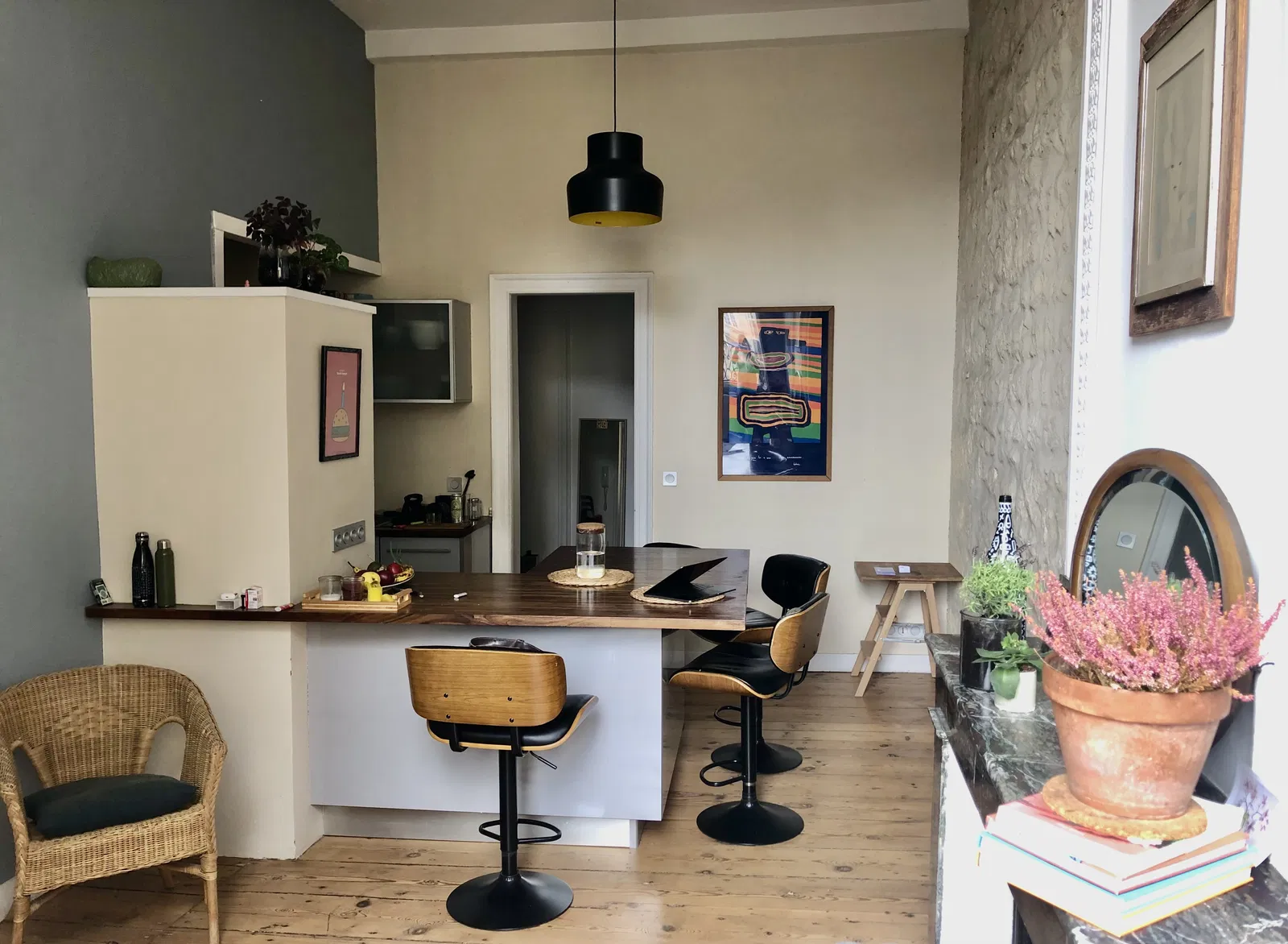 Room Rue Robert Caumont in Bordeaux