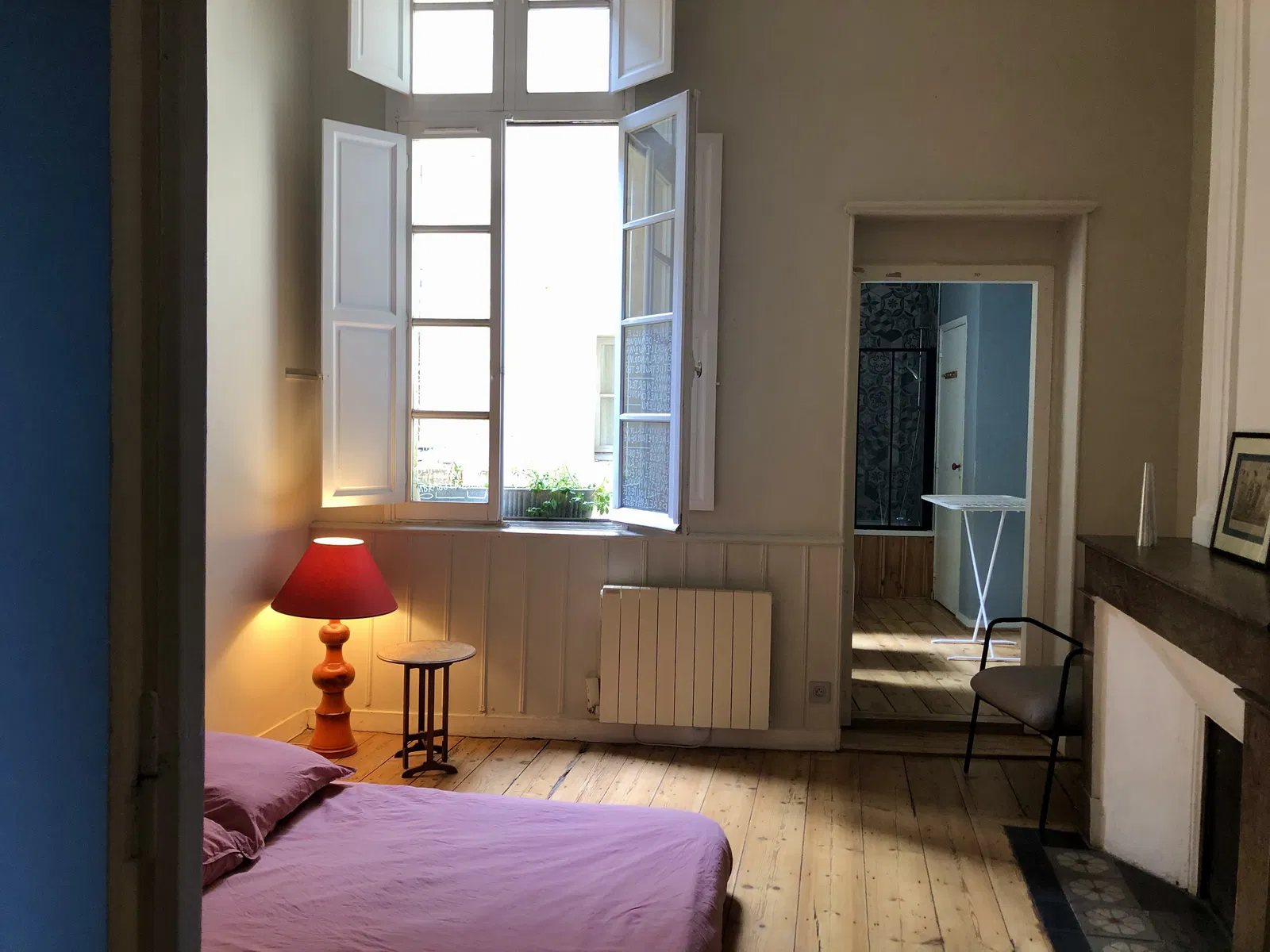 Room Rue Robert Caumont in Bordeaux