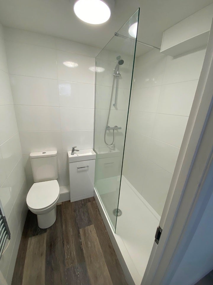 Flat Alfriston Road in Surrey Heath