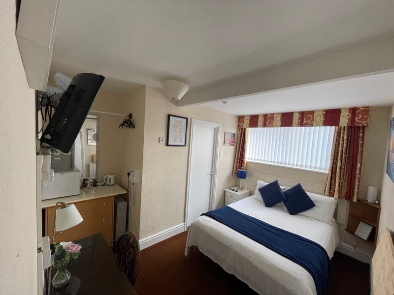 Room Regent Road in Blackpool