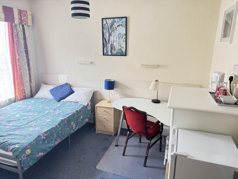 Room Regent Road in Blackpool