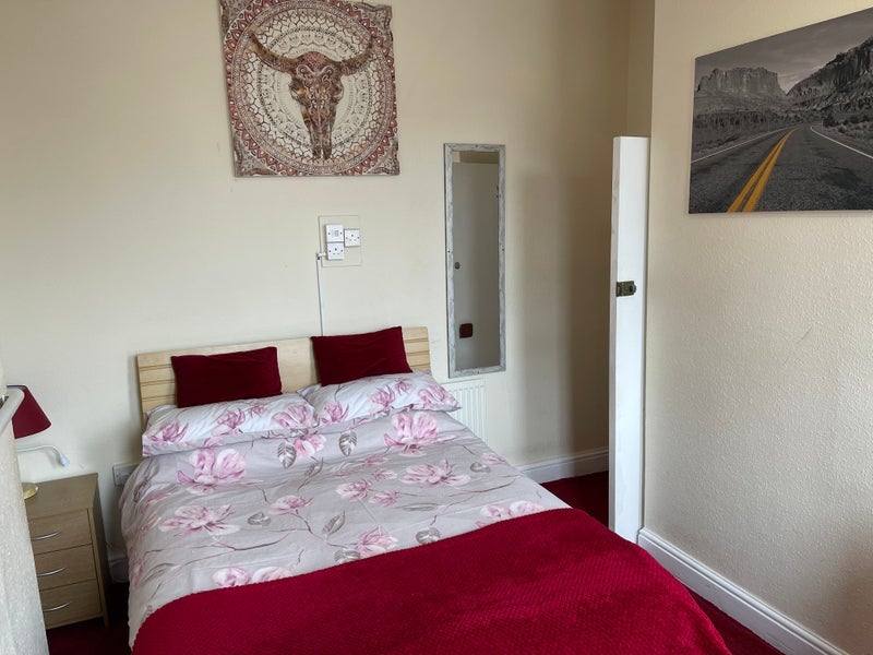 Room Regent Road in Blackpool