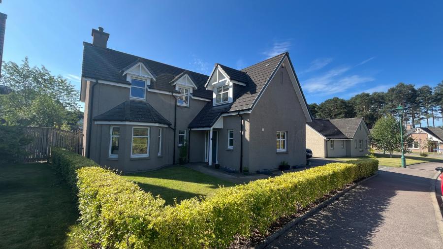 House Pine Tree Road in Banchory