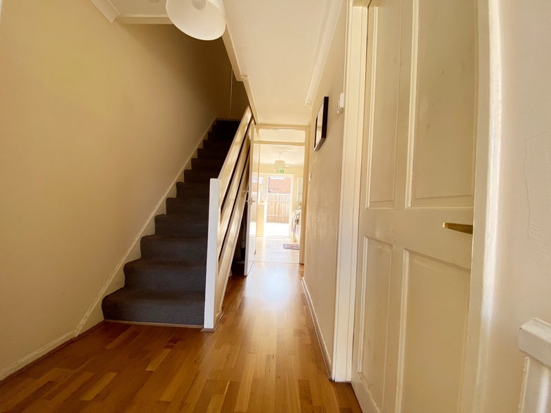 Room Percy Road in Greater London