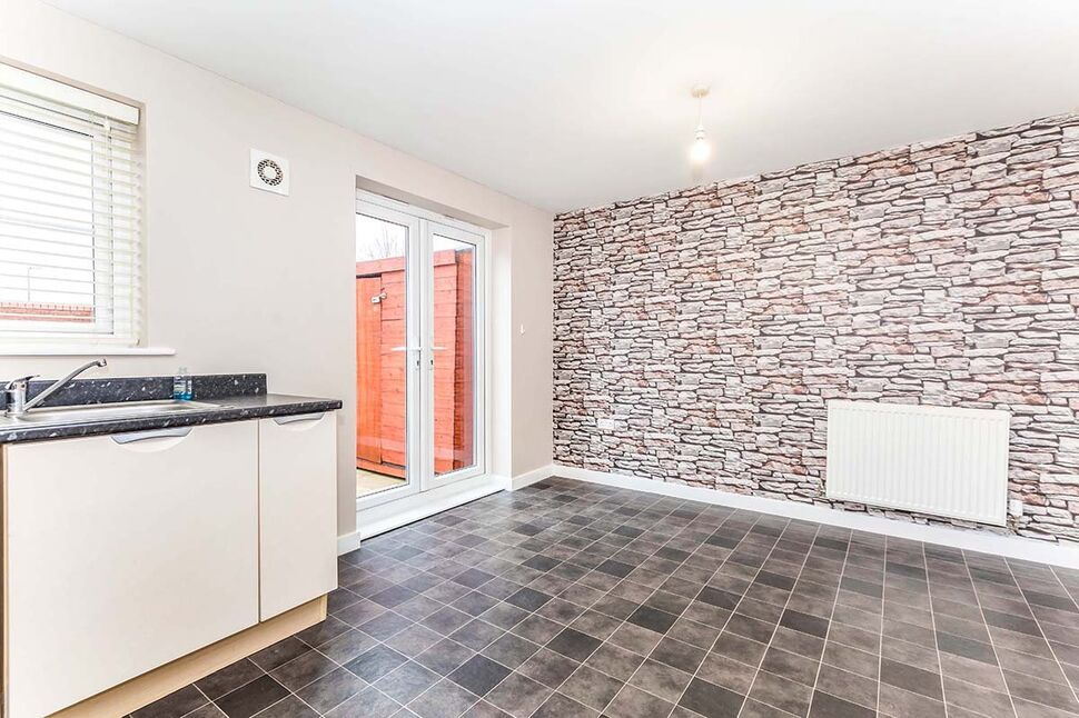 House Aycliffe Drive in Euxton