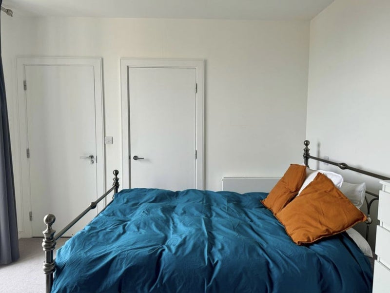 Room Murrain Road in Greater London