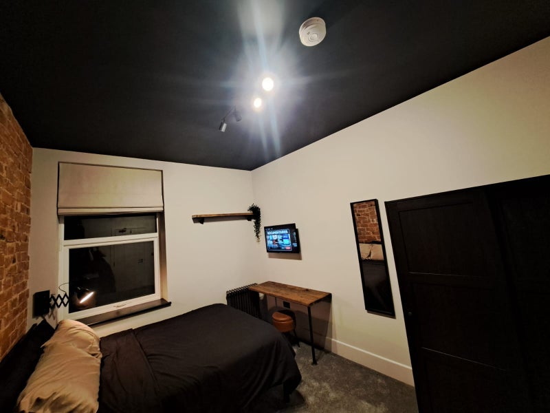 Room Brackenbury Road in Preston