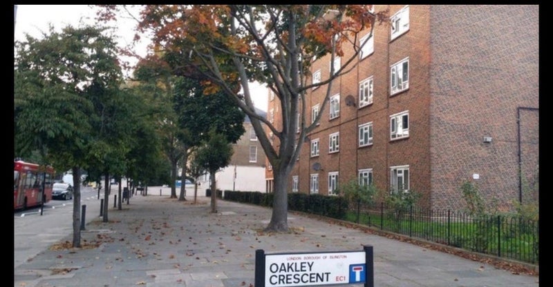 Room City Road in Greater London