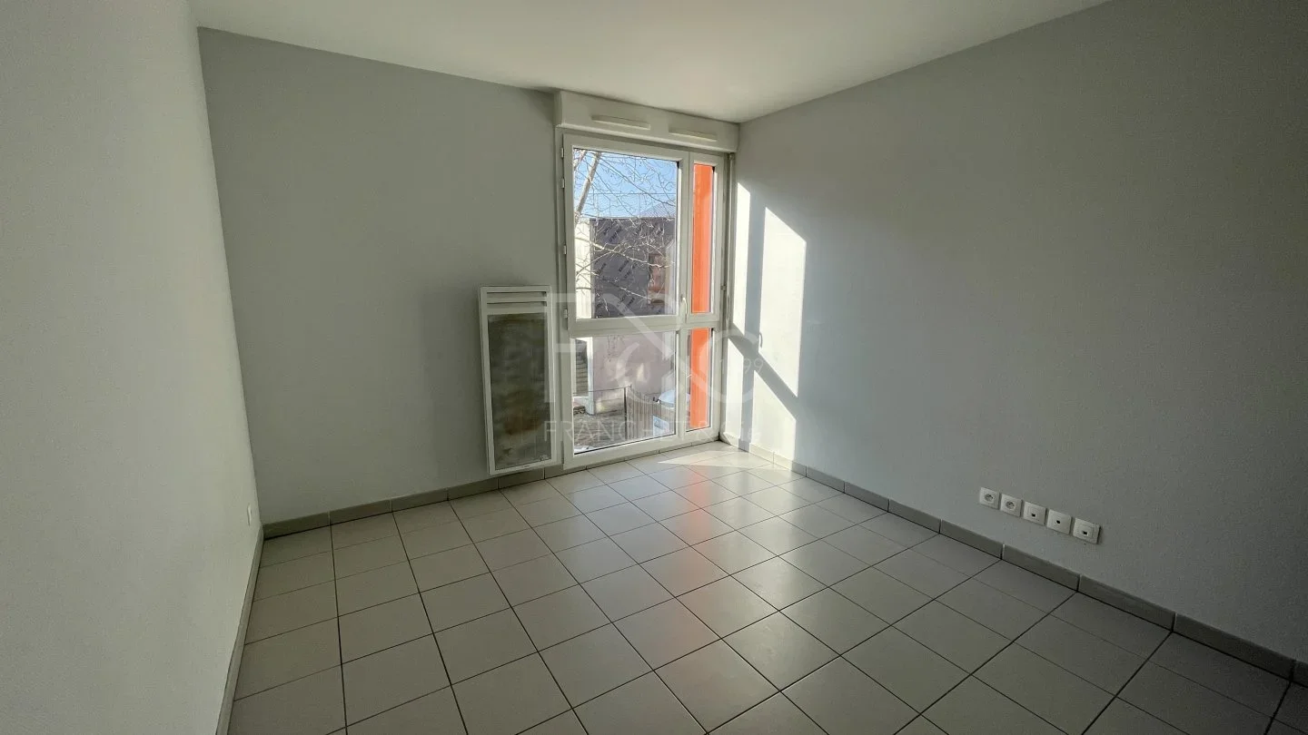Flat Rue des Fleurs in Villeurbanne