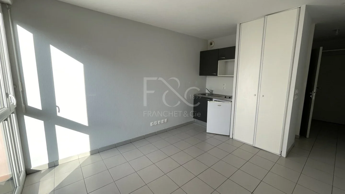 Flat Rue des Fleurs in Villeurbanne