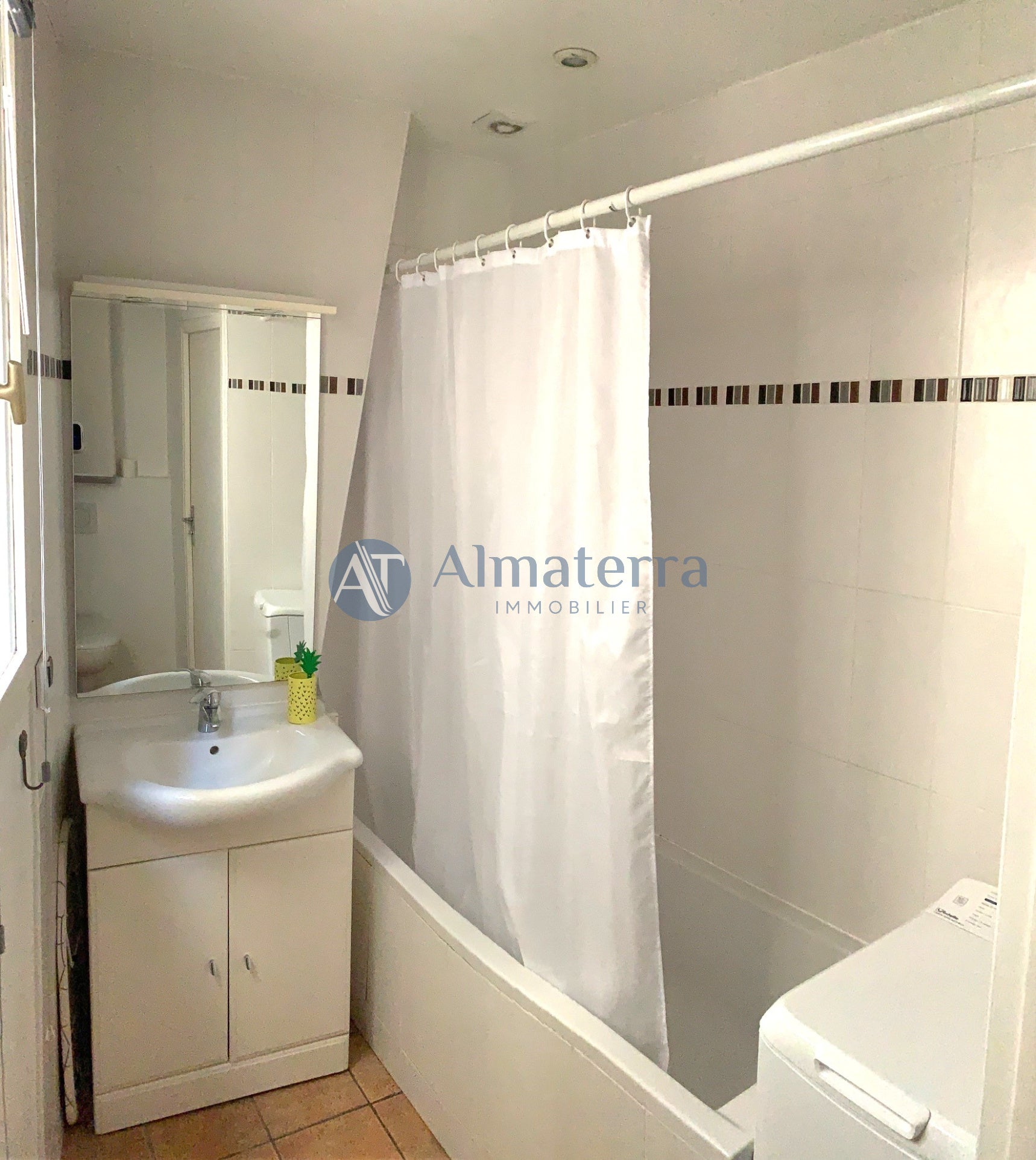 Chambre Allée Colette Heilbronner à Paris