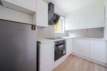 Flat Lorrimore Square in Greater London