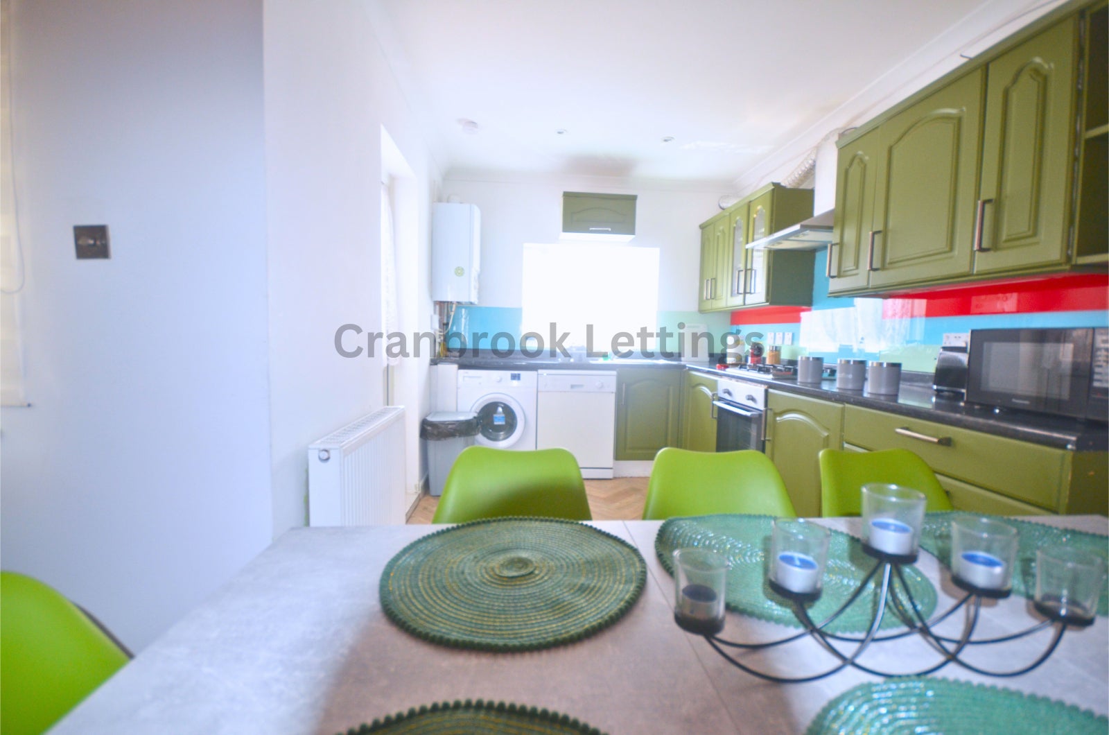 House Pershore Close in Greater London