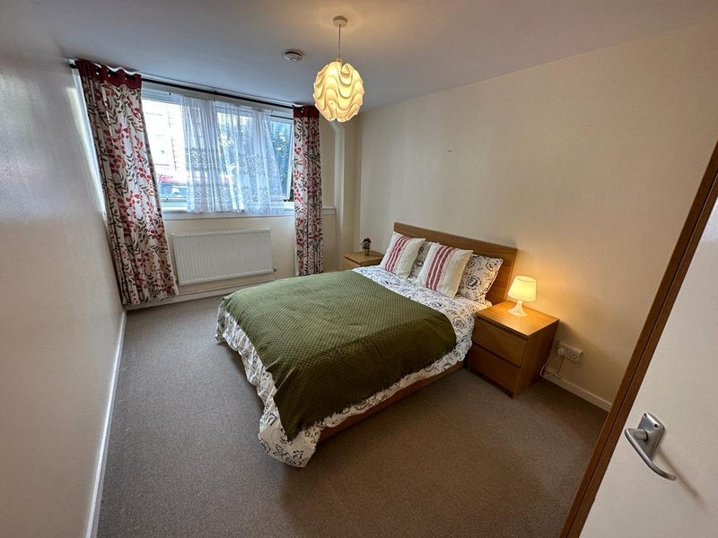 Room Pelham Crescent in Nottingham