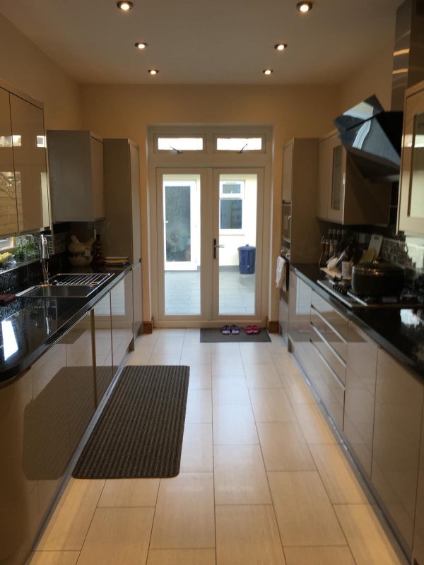 Room Dunton Road in Greater London