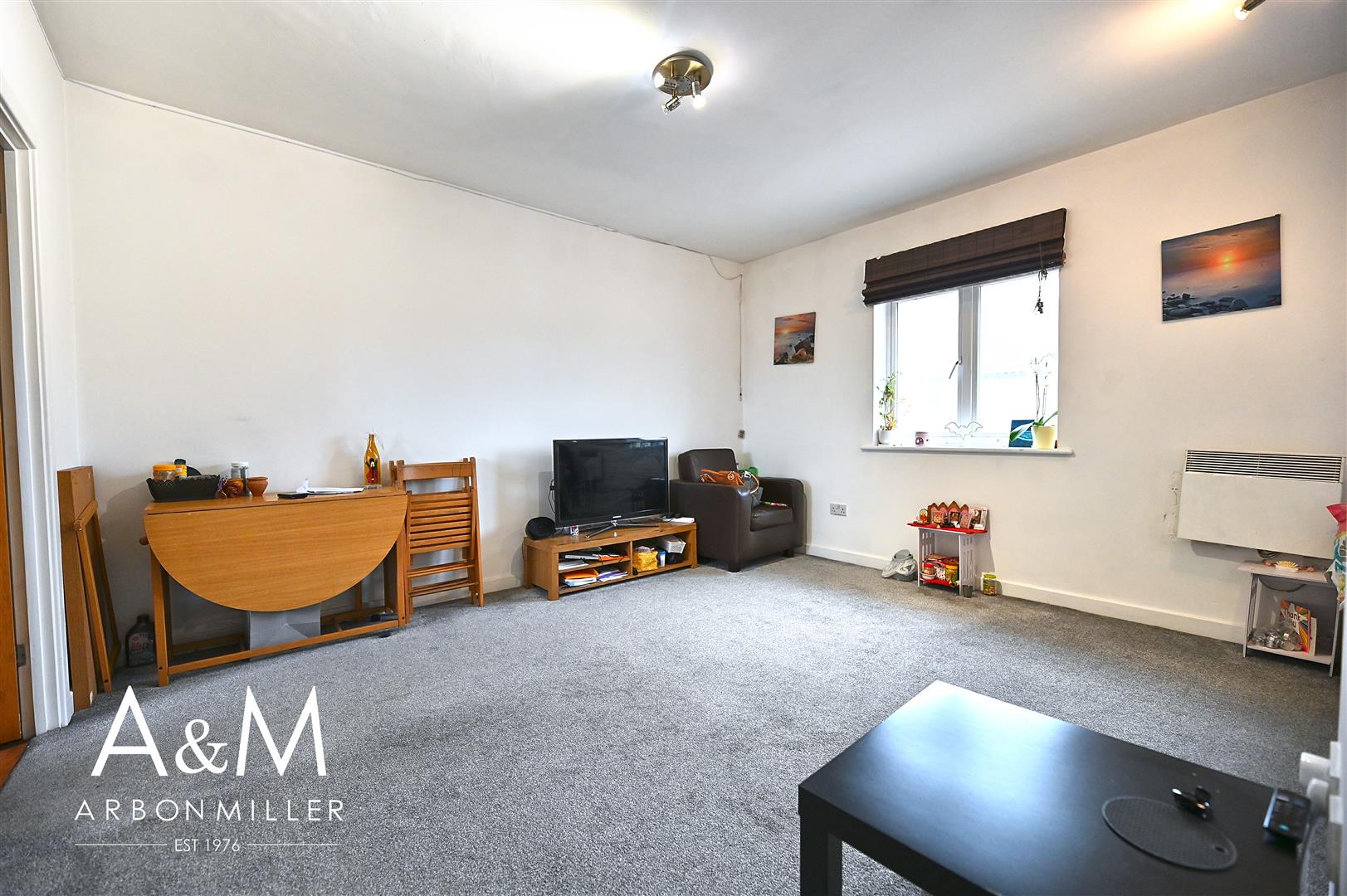 Flat Buntingbridge Road in Greater London