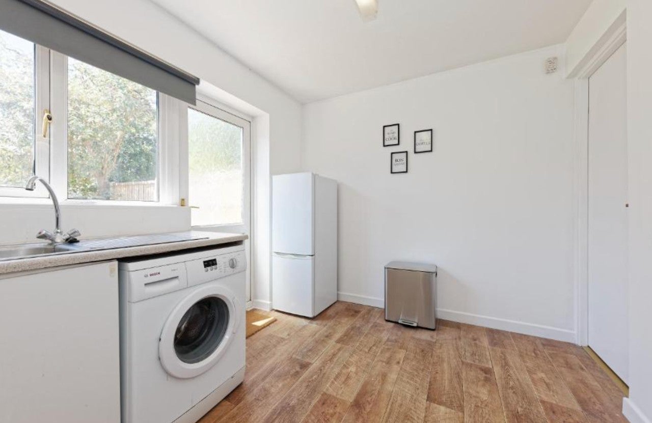 House Sayer Close in Dartford