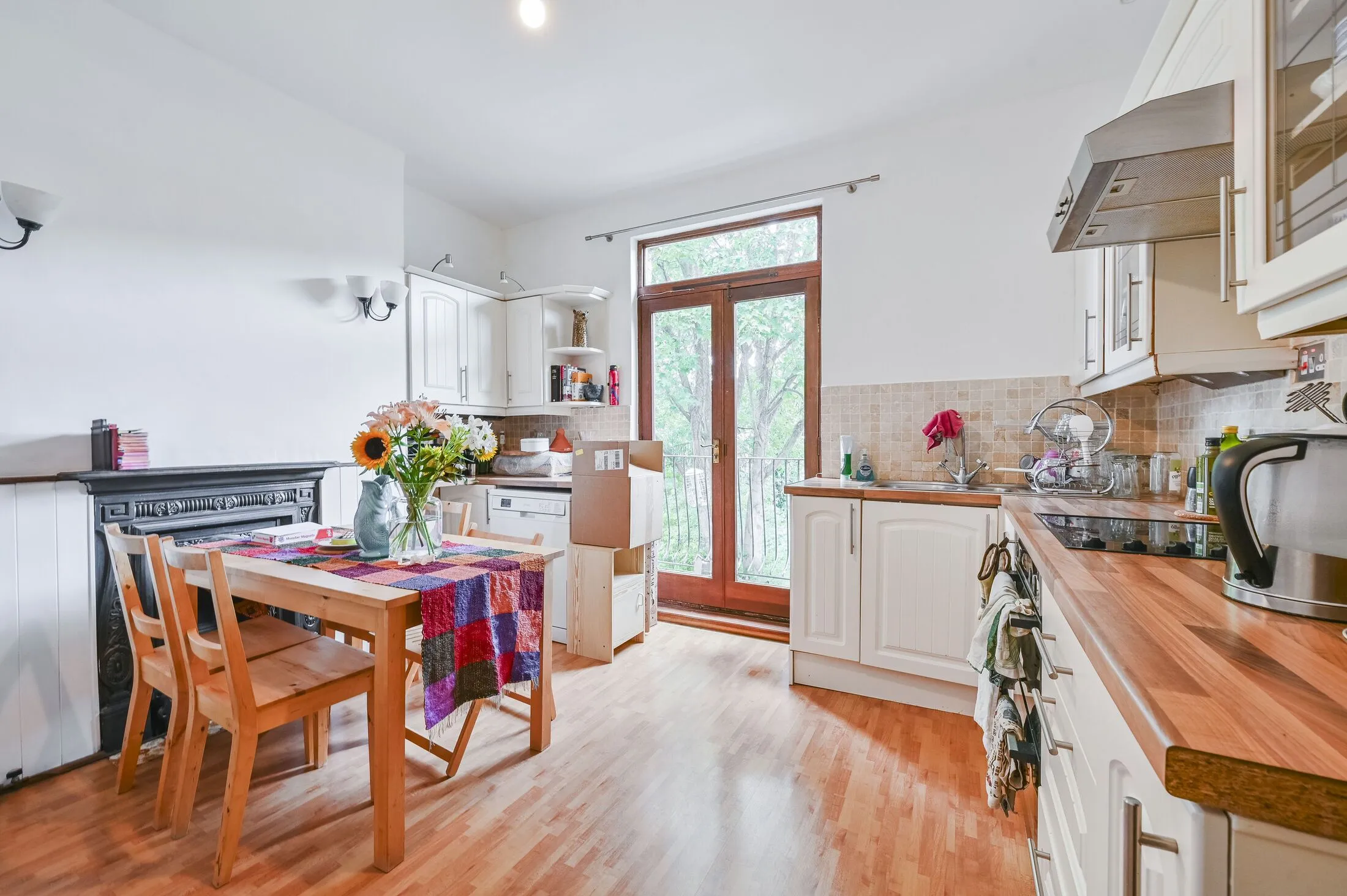 Flat Witherington Road in Greater London