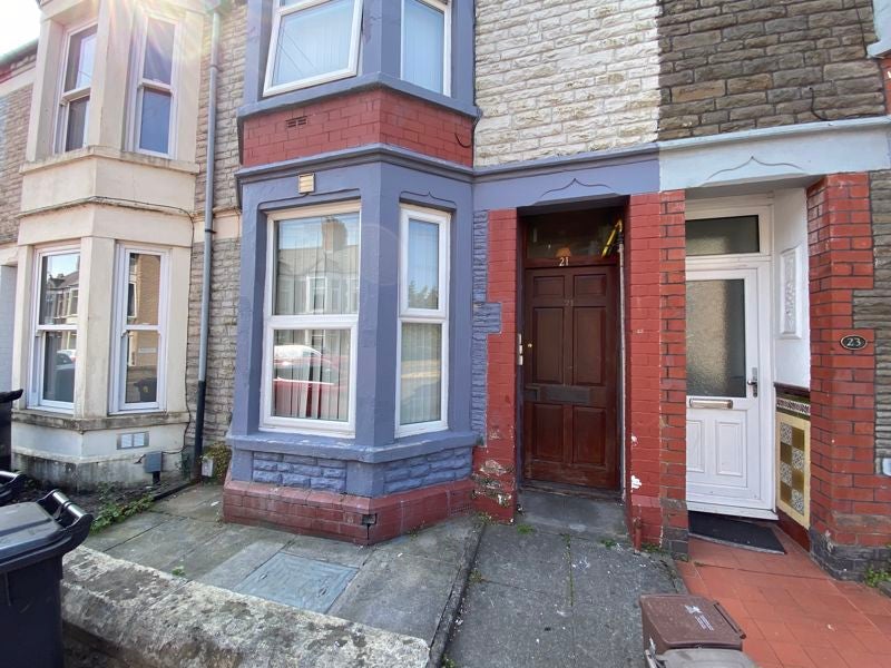 Flat Daviot Street in Cardiff