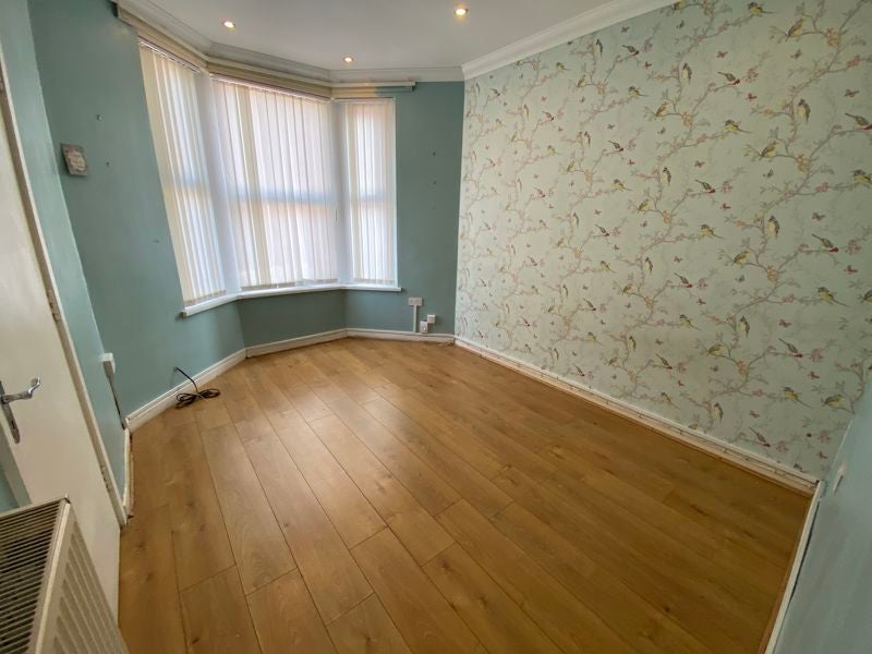 Flat Daviot Street in Cardiff