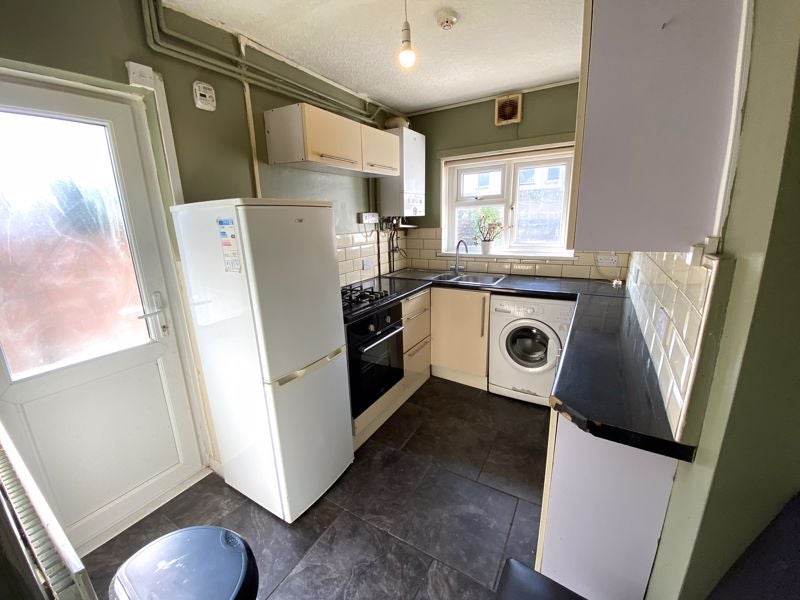 Flat Daviot Street in Cardiff
