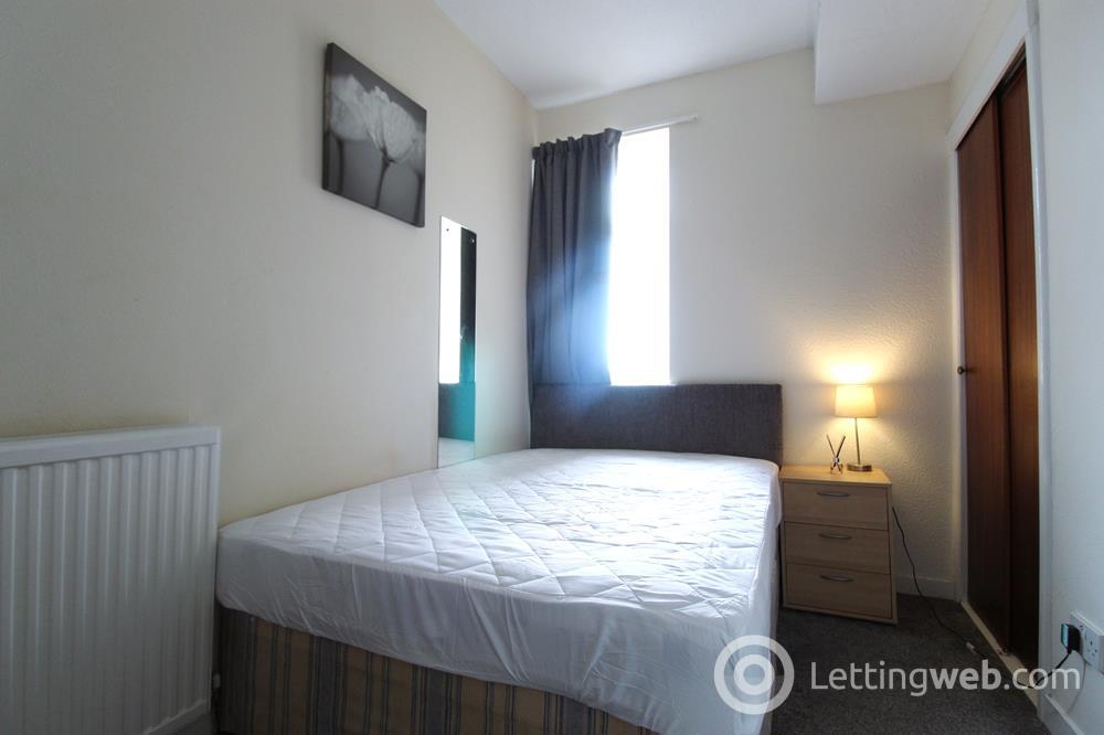 Flat Wallfield Crescent in Aberdeen