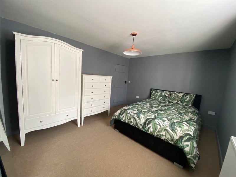 Room Strathmore Terrace in Leeds