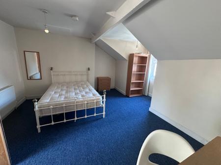 Room Maples Street in Nottingham