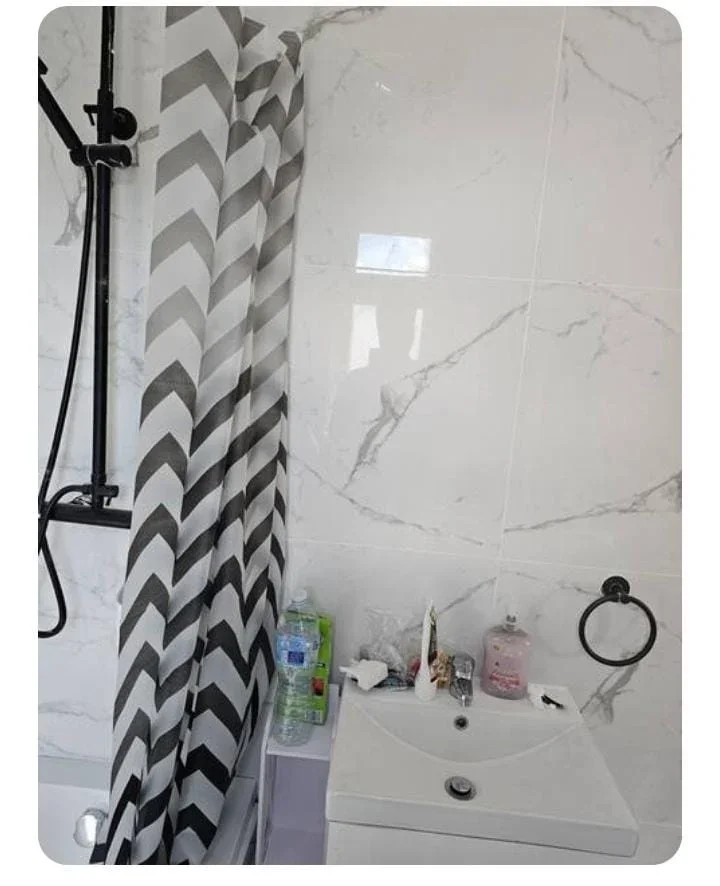 Room Mink Court in Greater London
