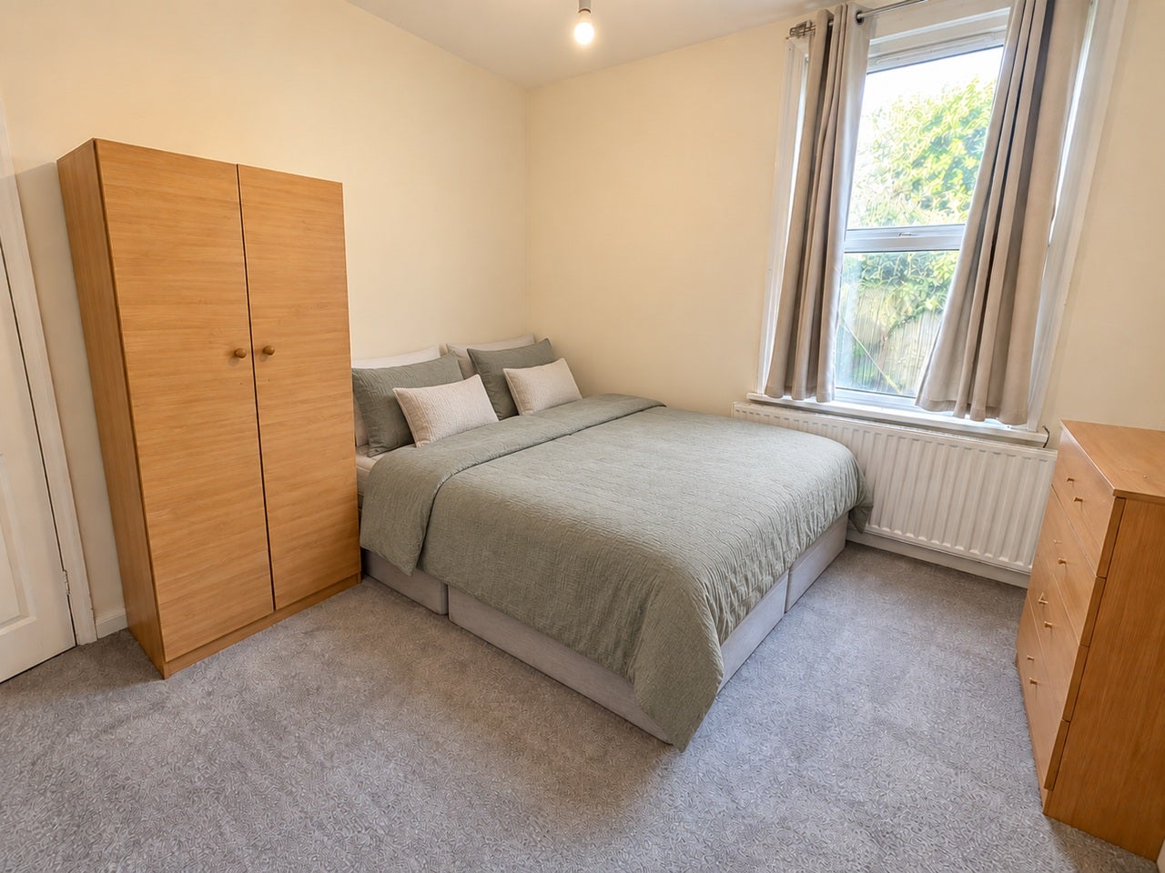Flat Romford Road in Greater London