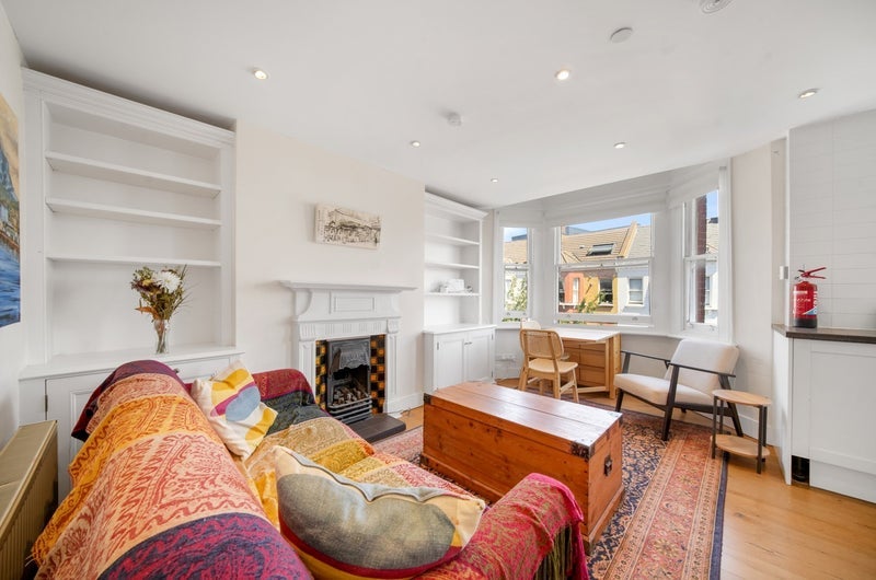 Room Handforth Road in Greater London