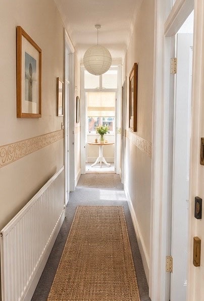 Room Bishop King's Road in Greater London