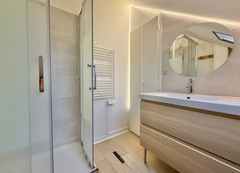 Appartement Rue du Lycée Polonais à Villard-de-Lans